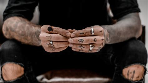 Tattoo Artist Salary Per Hour Britany Schreiber