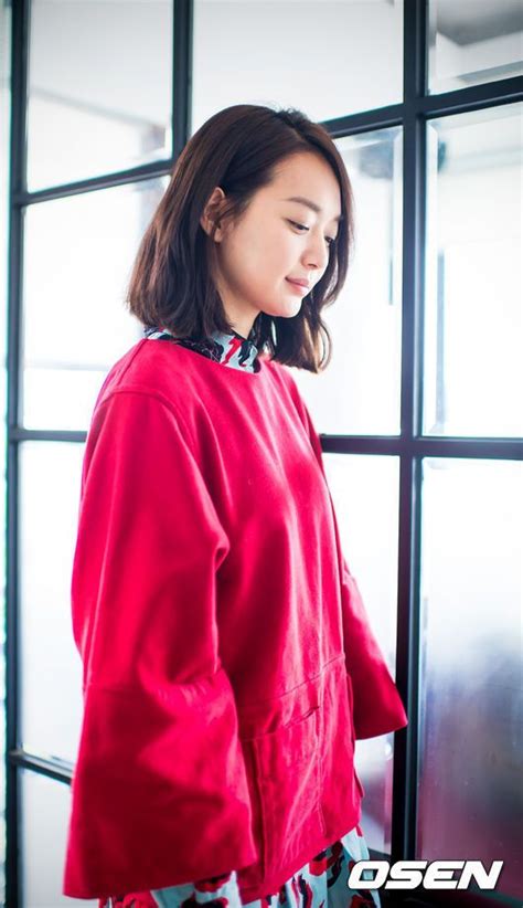She's starred in many tv shows and films. Why Did Shin Min Ah The Goddess Become An Ahjumma? | Shin ...