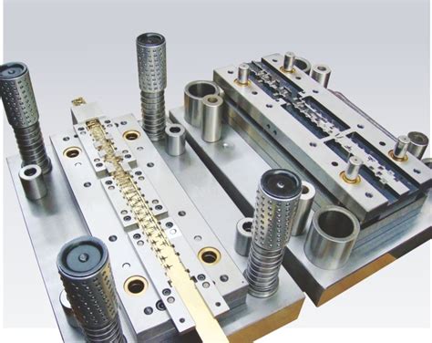 Metal Stamping Progressive Tool Progressive Die Manufacturer China