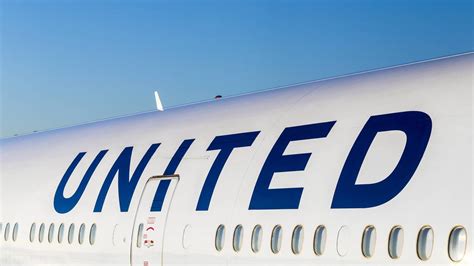 How One Bumped Airline Passenger Got A 10000 Voucher From United