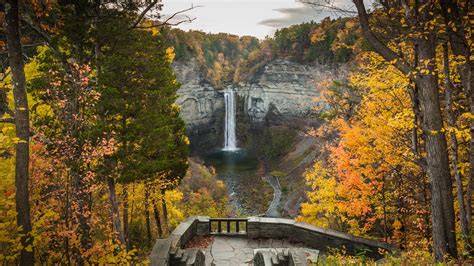 Taughannock Falls State Park In Autumn Ithaca Finger Lakes Region