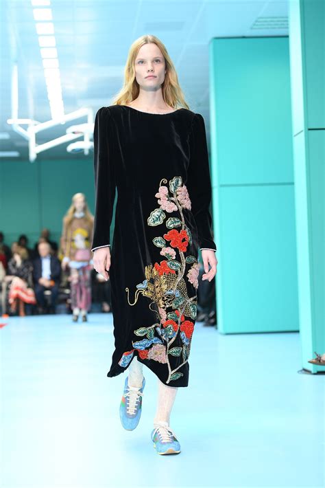 Vestiti lunghi estivi 2019 i modelli piu belli della primavera. I vestiti lunghi del prossimo inverno 2019 saranno i più eleganti e strepitosi di sempre | Stile ...
