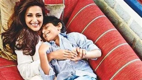 Sonali Bendre S Son Maturely Handles The News Of Her Cancer