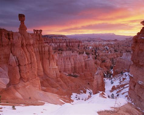 Bryce Sunrise Sunrise From The Navajo Trail Ironically S Flickr