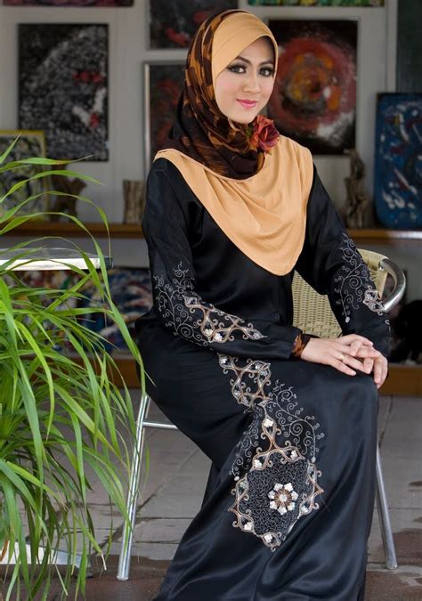 Wholesaler of printed burkha in up. Kewtified: Stylish Abaya Collection For Women Summer 2012