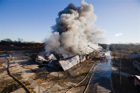 Fire Burns Massive Warehouse On 400000 Square Foot Property In Sumter