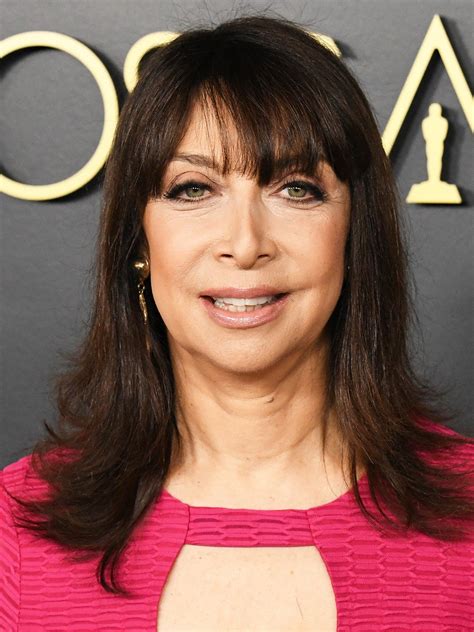 Illeana Douglas Pictures Rotten Tomatoes