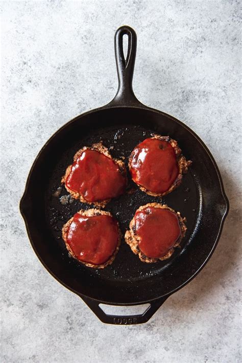 Of the barbecue sauce to brush the top of the burgers. Pin on Hamburger Recipes