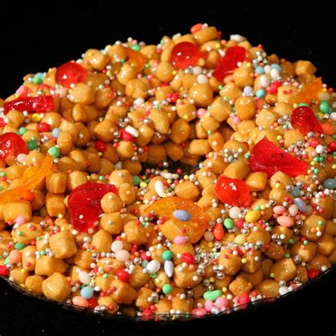 Regardless of your heritage, a traditional italian christmas eve dinner (feast of the seven fishes). Italian Christmas Desserts | Italian christmas desserts, Italian christmas, Struffoli recipe