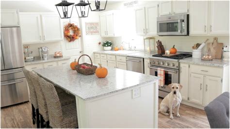 Make the most of your mini cooking space with ideas that pack a major punch. Fall Decorating Ideas - My Fall Kitchen Decor - YouTube