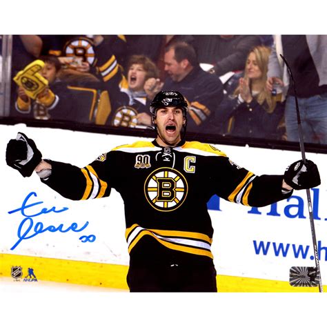 Zdeno Chara Signed Bruins 8x10 Photo Chara Coa Pristine Auction