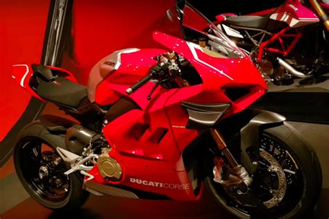Ducati Announce The New 221 Horsepower Panigale V4r Eicma 2018