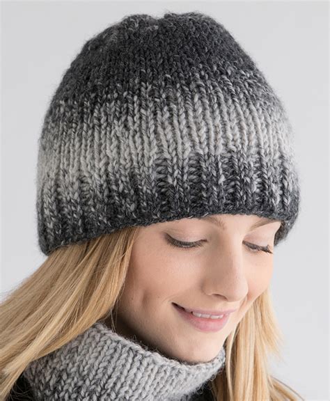 Double Knit Hat with Brim - http://www.knittingboard.com/
