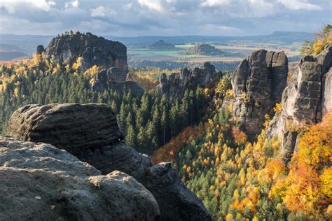 Als sächsische schweiz wird der deutsche teil des elbsandsteingebirges in sachsen bezeichnet. Tour Sächsische Schweiz Elbsandsteingebirge • Dresden ...