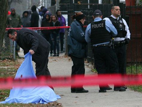 54 People Shot During First Four Days of 2017 in Gun-Controlled Chicago