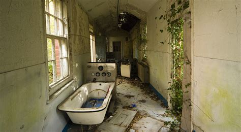 14 Beautiful Abandoned Places In Britain Sick Chirpse