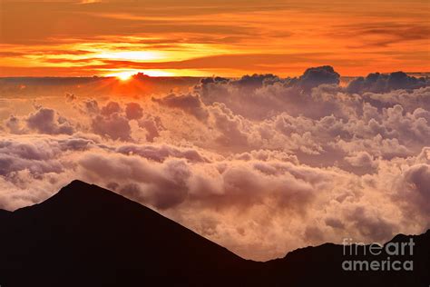 Sunrise Haleakala National Park Maui Photograph By Henk Meijer