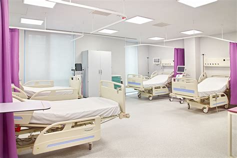 Vreau sa aflu adresa unei clinici. Spitalul Cluj | Regina Maria