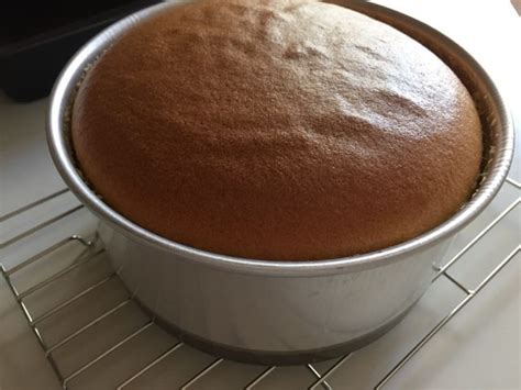 My family likes this cake very much the original recipe which uses eggs of 50 to 55g in weight, suggested 20 minutes. My Mind Patch: Condensed Milk Cotton Cake 炼乳棉花蛋糕 | Custard ...