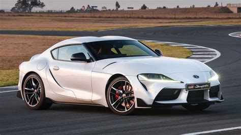 10 Best Japanese Sports Cars On The Market Right Now