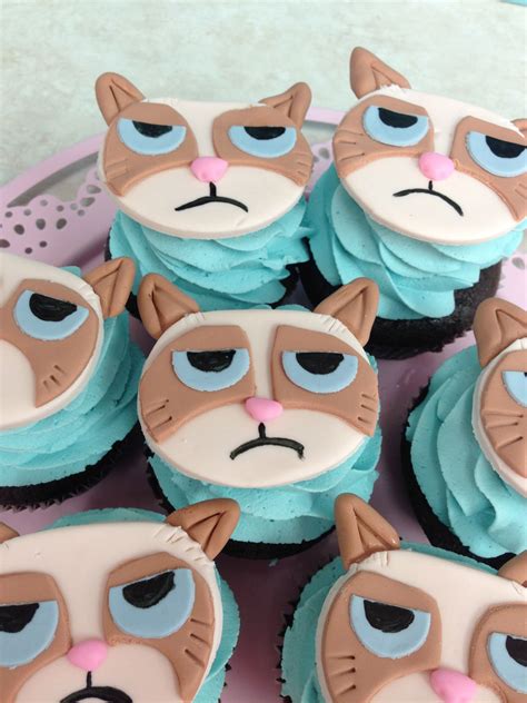 Grumpy Cat Cupcakes Designed By Yari At With Love And Confection Grumpy