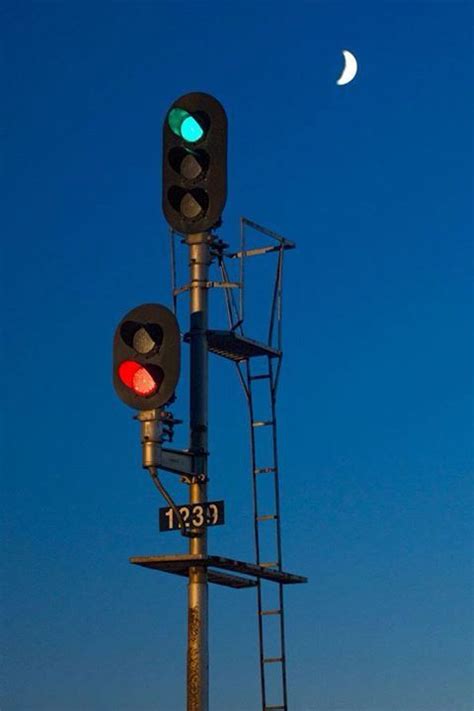 Red Light Green Light Model Railway Track Plans Railroad Lights