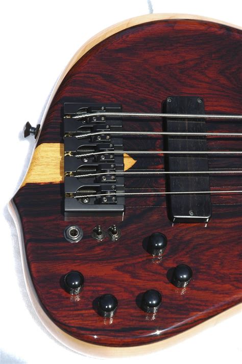Kenneth Lawrence Brase Ii 535″ Custom Electric Bass Guitar Cocobolo