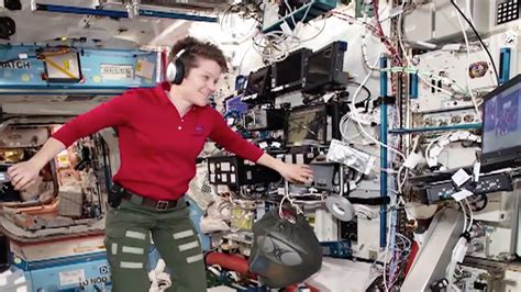¿cómo Respiran Los Astronautas En La Estación Espacial Youtube