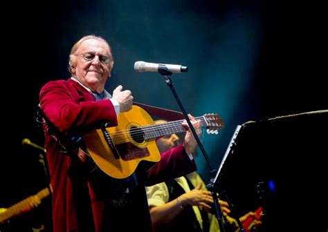 Renzo Arbore E Una Ventata Di Musica Fa Cantare Il Mondo Di Grazia