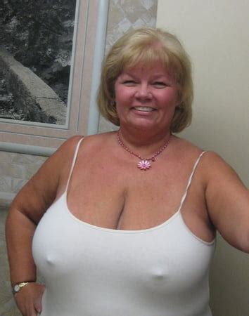 Sexy As Fuck Gilf With Huge Tits Pics Xhamster