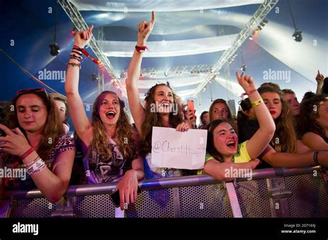 The Crowd Watch Cher Lloyd Performing At The Isle Of Wight Festival At