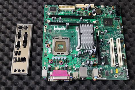 Intel Desktop Board D946gzis D66165 301 Motherboard Socket 775 System