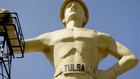 Golden Driller Statue Tulsa Oklahoma Youtube