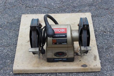 Can handle large and long workpieces. Auction Ohio | Ryobi 8" Bench Grinder