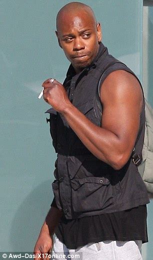 Dave Chappelle Shows Off His Bulging Biceps In Hollywood Lipstick Alley