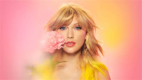 Swiftmania Taylor Swift Club Night With Live Tribute Act And Music