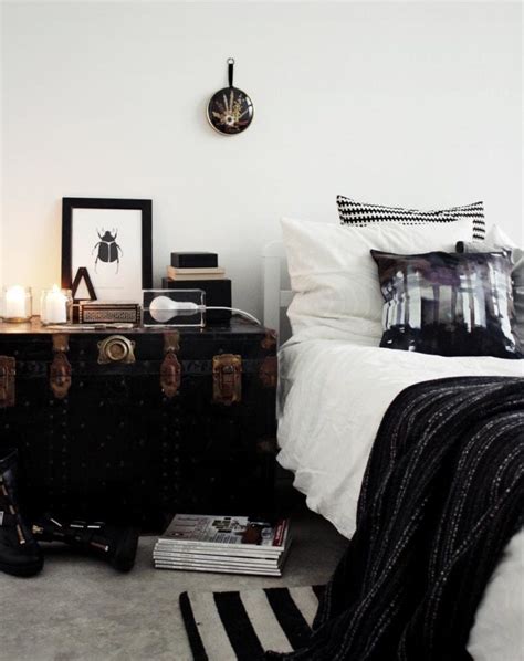 Upcycled Nightstands Upcycle That Top 15 Upcycled Nightstand Ideas