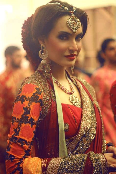 Karachiite — Pakistani Super Model Nadia Hussain Backstage At