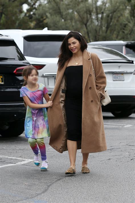 Pregnant Jenna Dewan Goes On Outing With Daughter Everly In La