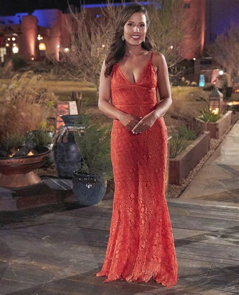First Look At Katie Thurstons Bachelorette Premiere Dress