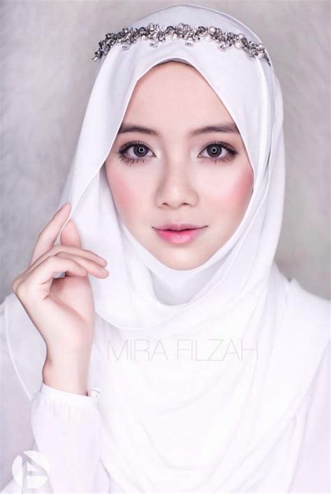 Tutorial Hijab Syari Akad Nikah Ragam Muslim