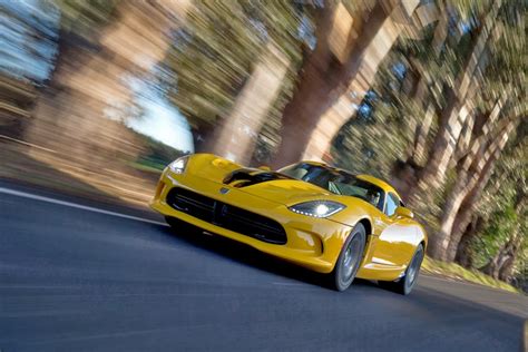 Ouchchrysler Cuts Production Of Srt Viper By 33 Percent Due To Slow