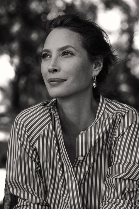 Christy Turlington Burns For 2018 Conscious Exclusive Collection