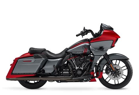 A showstopping custom bagger loaded with custom details and power. 2019 Harley-Davidson CVO Road Glide Guide • Total Motorcycle