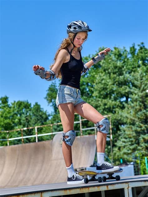 Teen Girl Rides His Skateboard Stock Image Image Of Happy Gumshoes