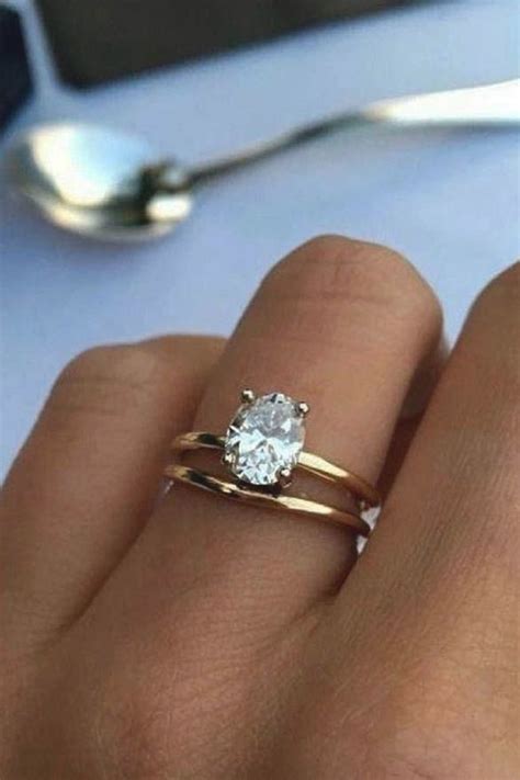Fabulous Dream Oval Wedding Rings 2994 Ovalweddingrings In 2020 Simple Engagement Rings