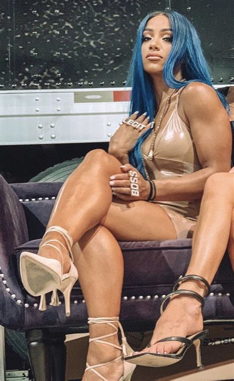 Sasha Banks Legs Crossed Wrestlewiththeplot Hot Sex Picture