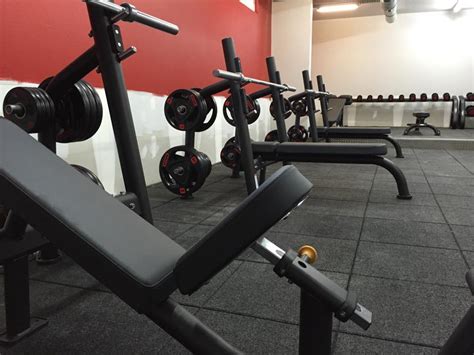 Service de résiliation pour résilier simplement un abonnement à un club de sport magic form : MAGIC FORM | Le Plessis-Bouchard - 26 Rue Pasteur