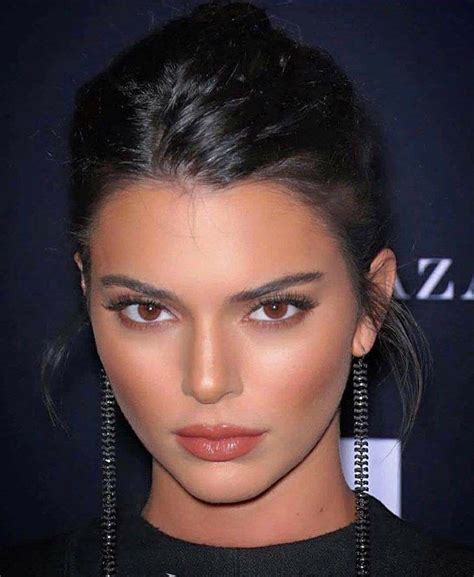 Kendall Jenner Makeup Looks Kylie Jenner Kendall Jenner Outfits