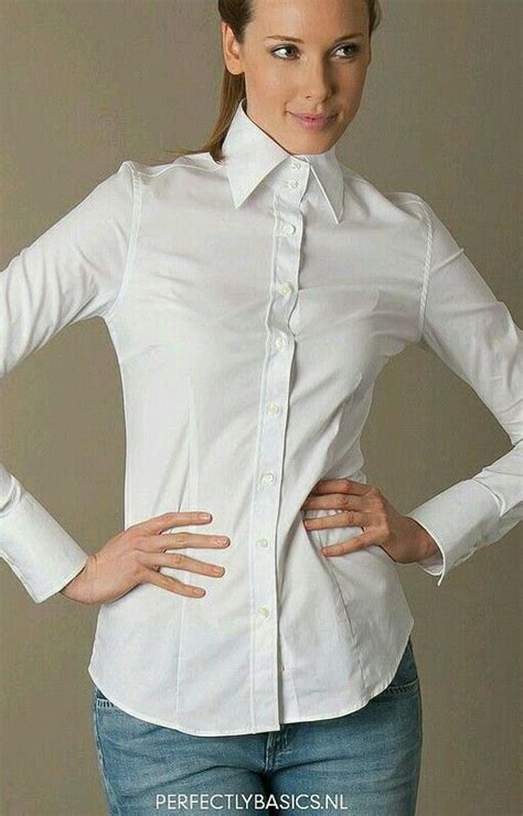 Pin By Juan Jose Ventura On Guapas En Camisa Blanca Basic Blouses White Shirt And Blue Jeans